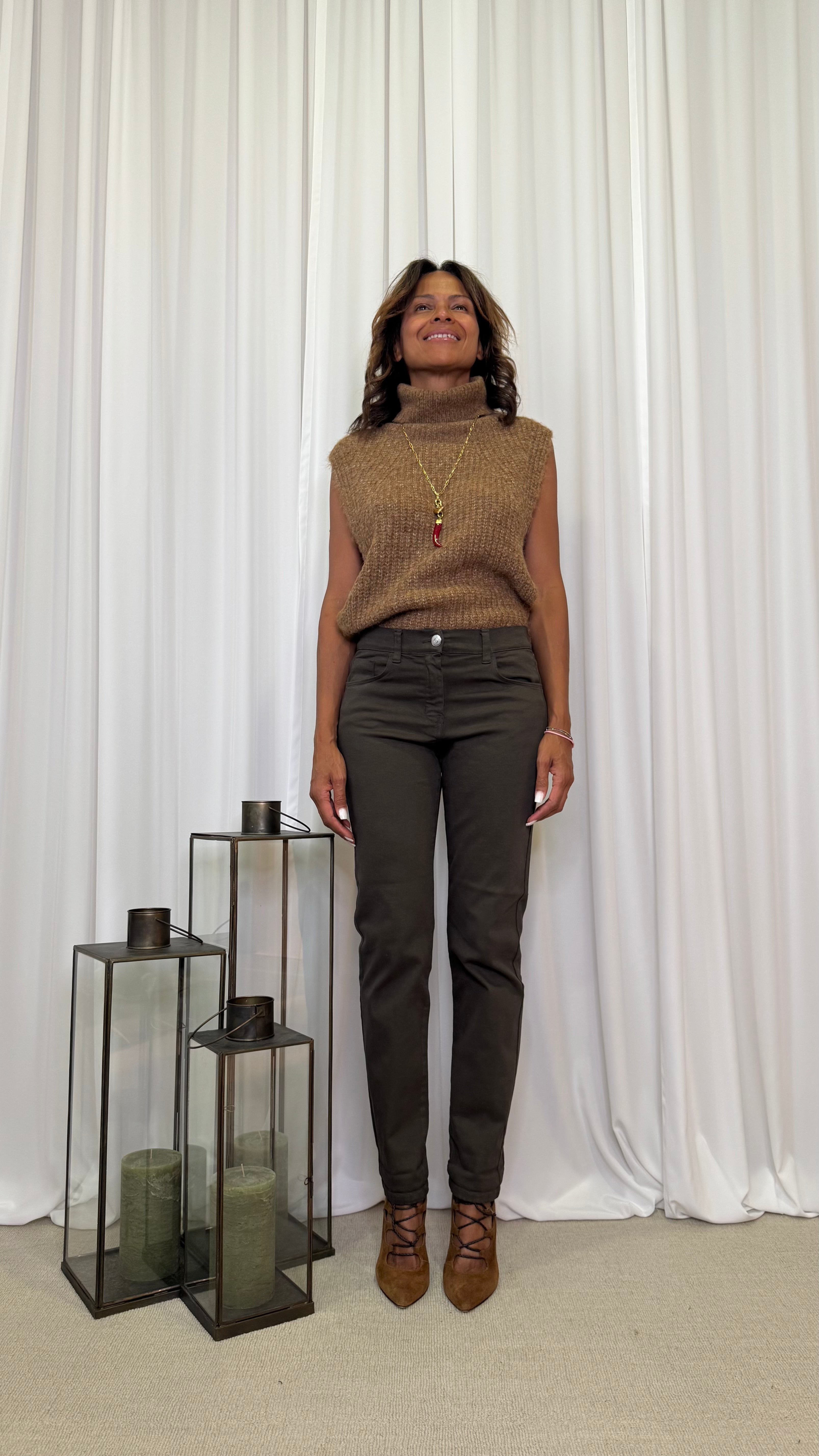 SLIM TROUSERS IN STRETCH COTTON