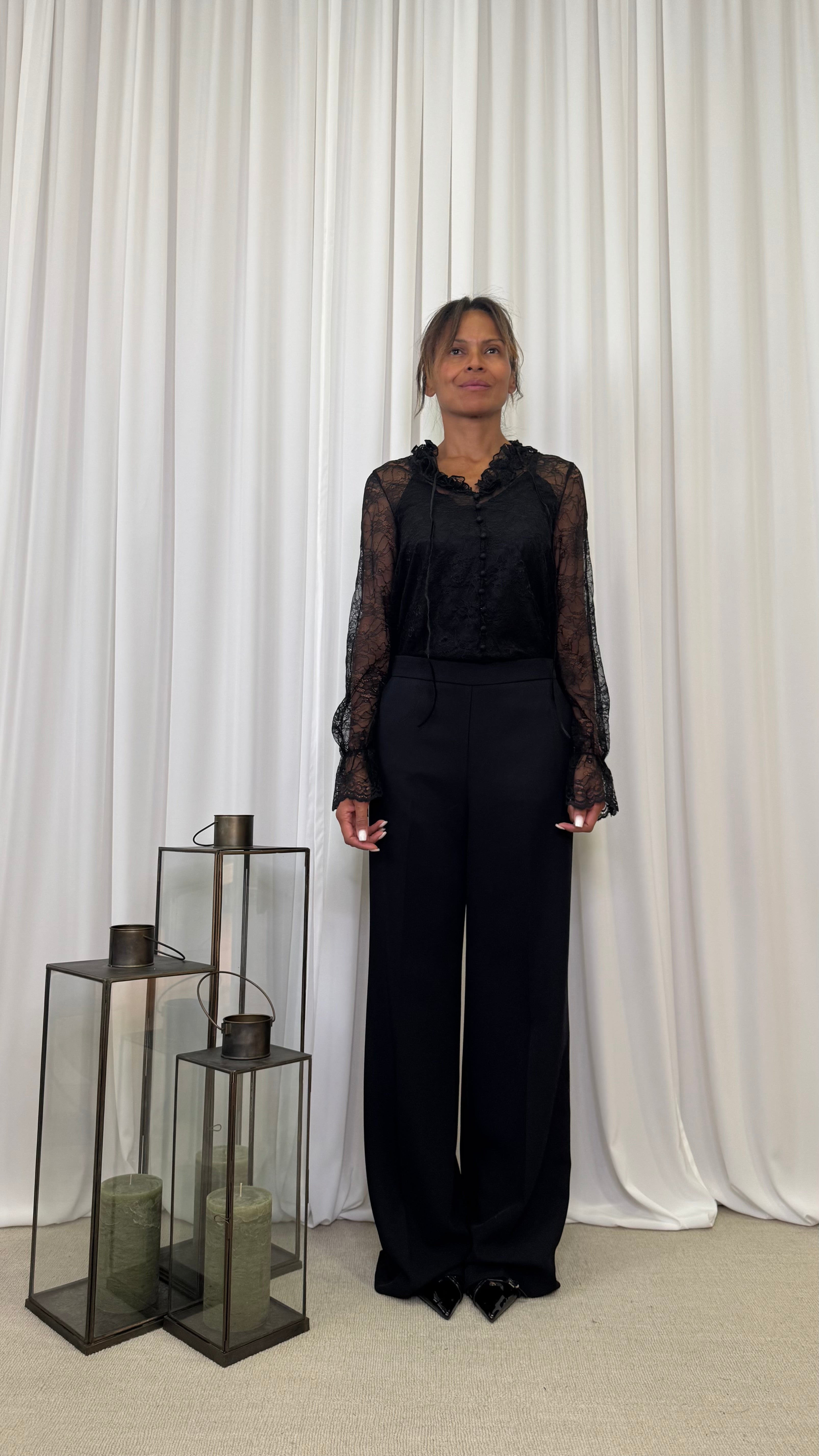BLUSA IN PIZZO