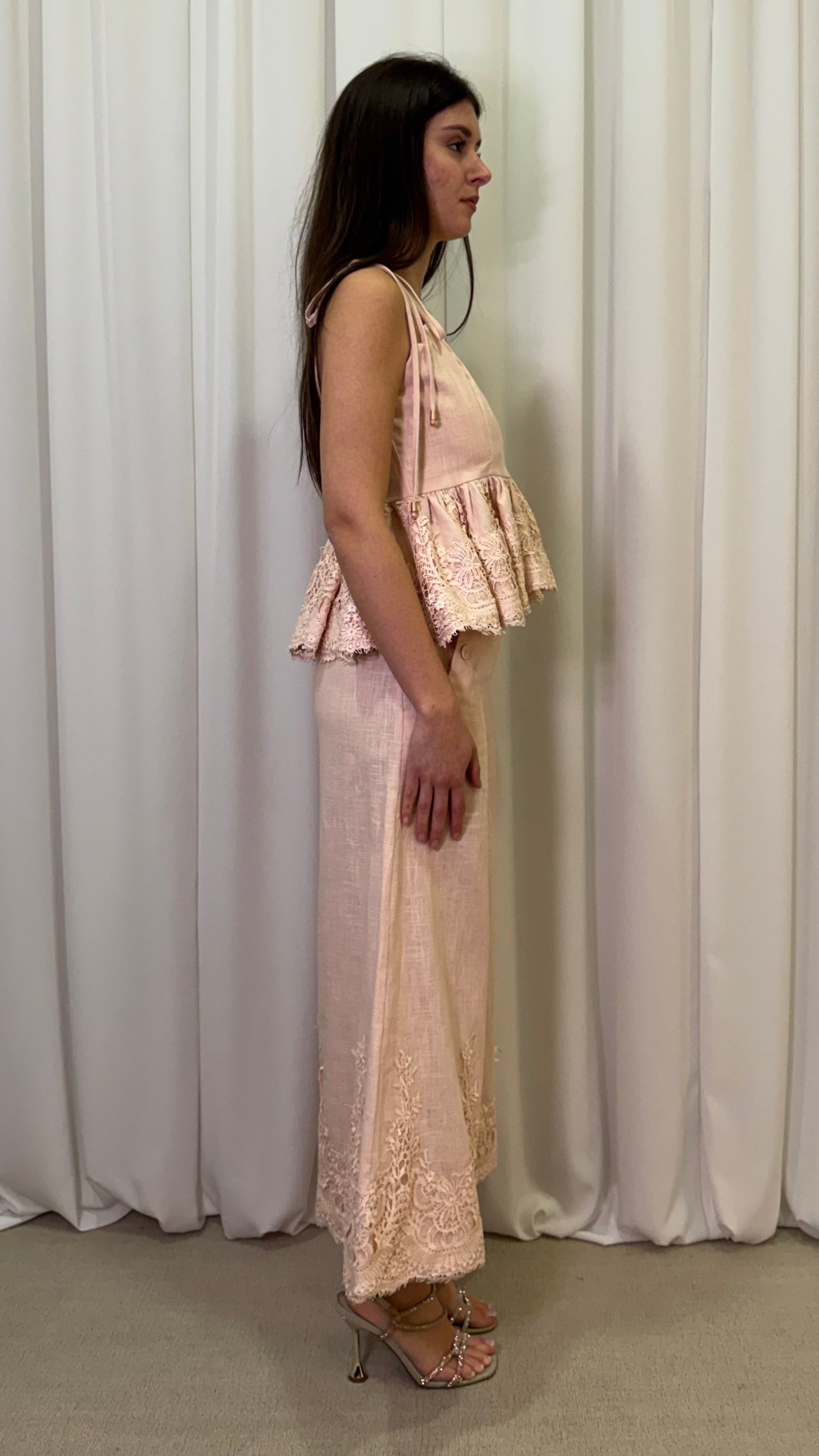 PANTALONE AMPIO CON INSERTI IN PIZZO