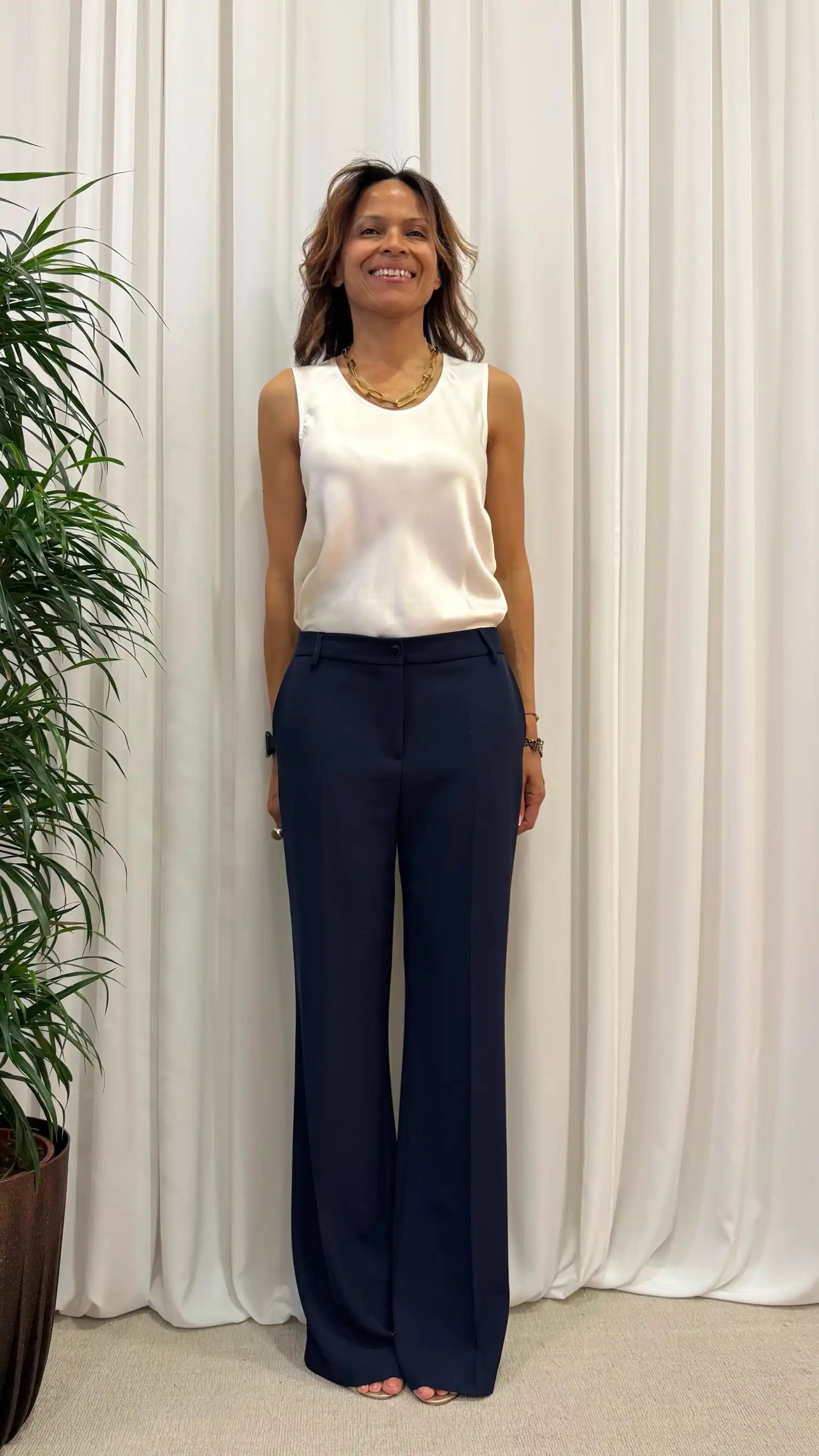 WIDE TROUSERS IN TECHNICAL FABRIC 