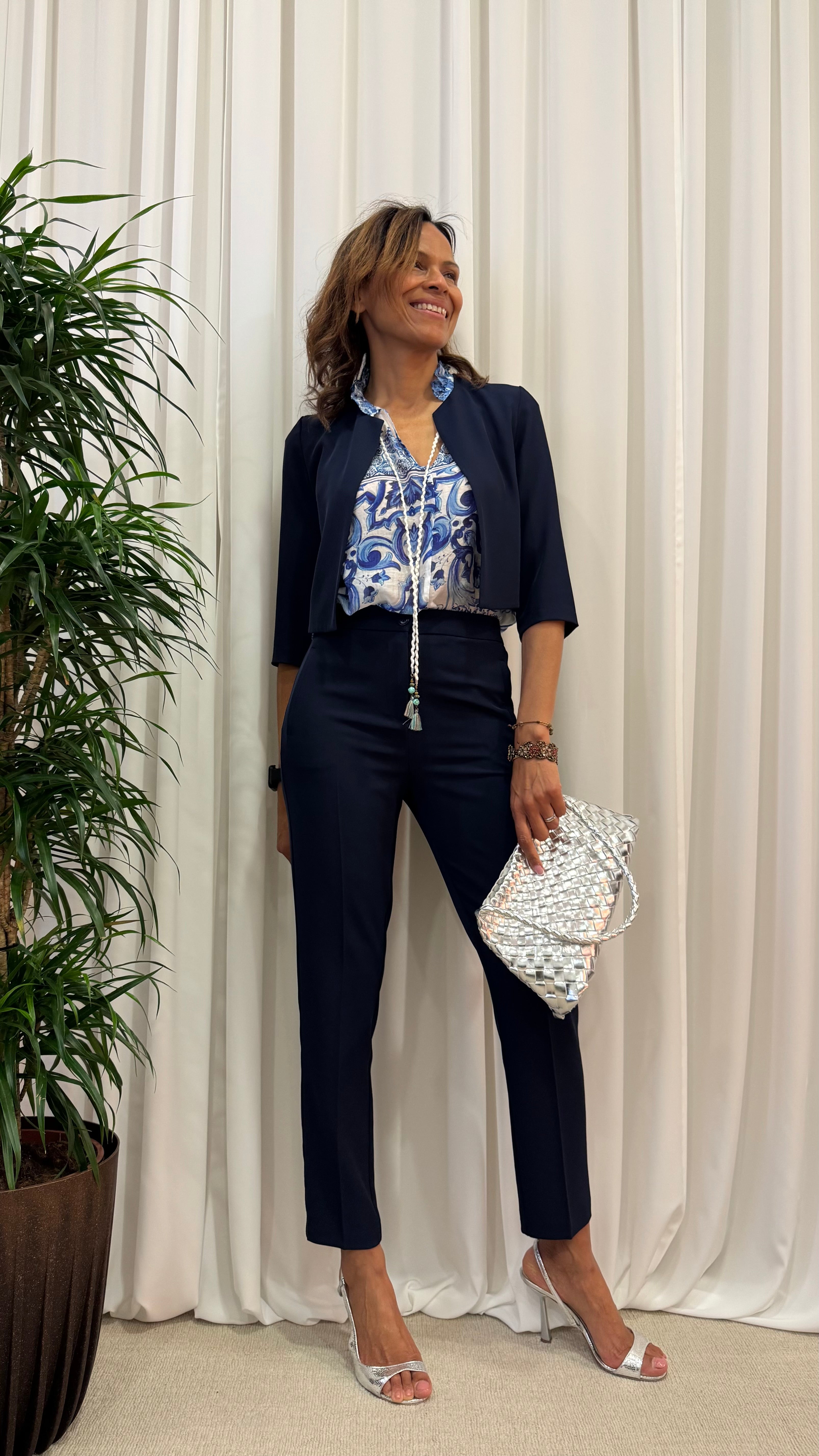 CIGARETTE TROUSERS 