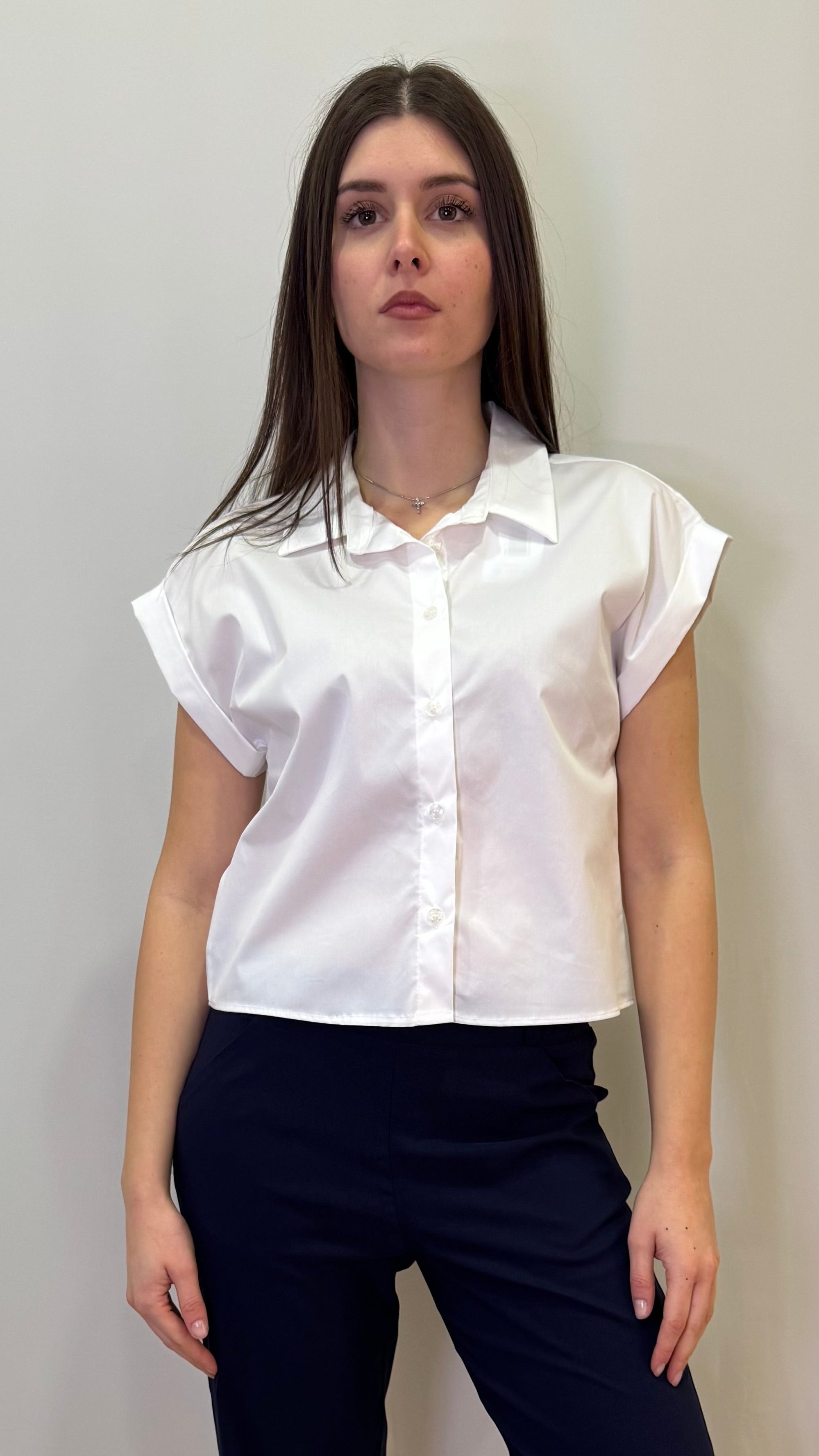 CROPPED SHIRT WITH COLLAR 