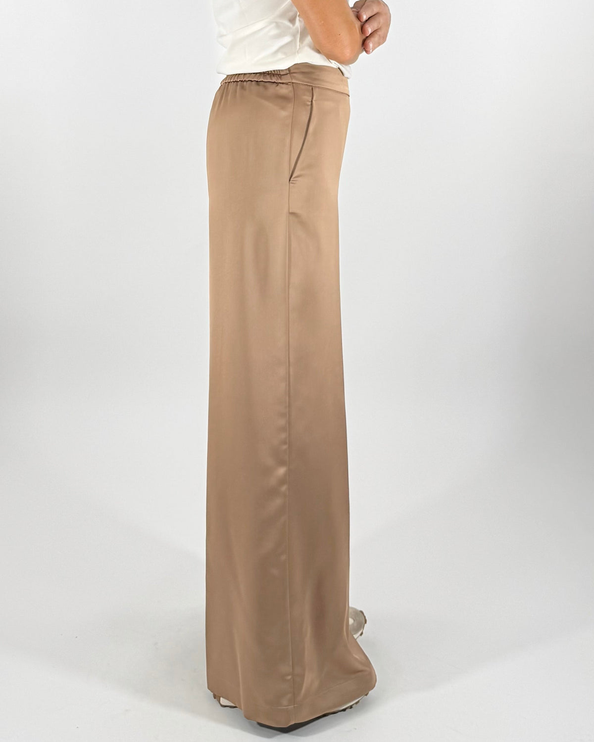PANTALONE LARGO IN RASO