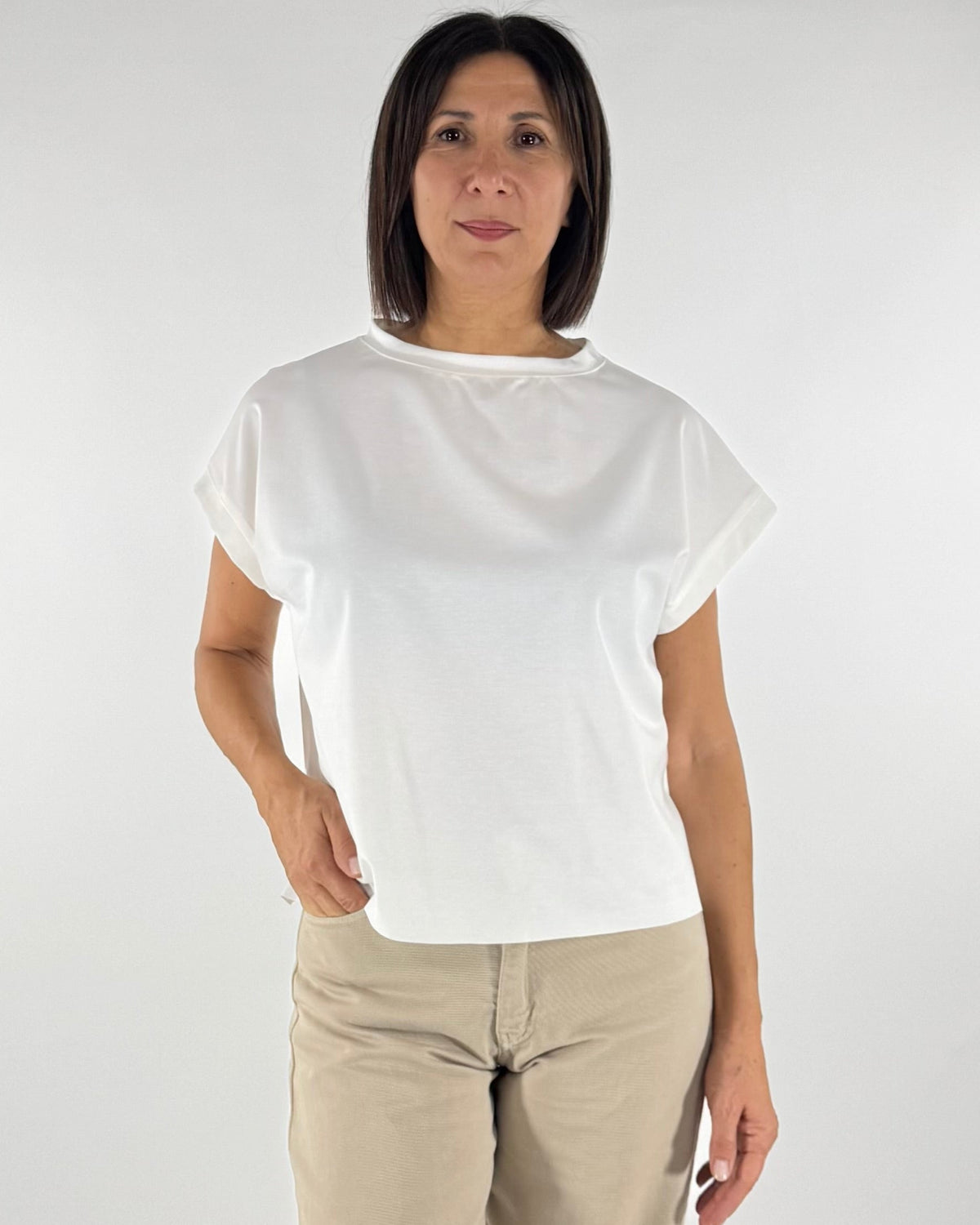 T-SHIRT MANICA SCESA