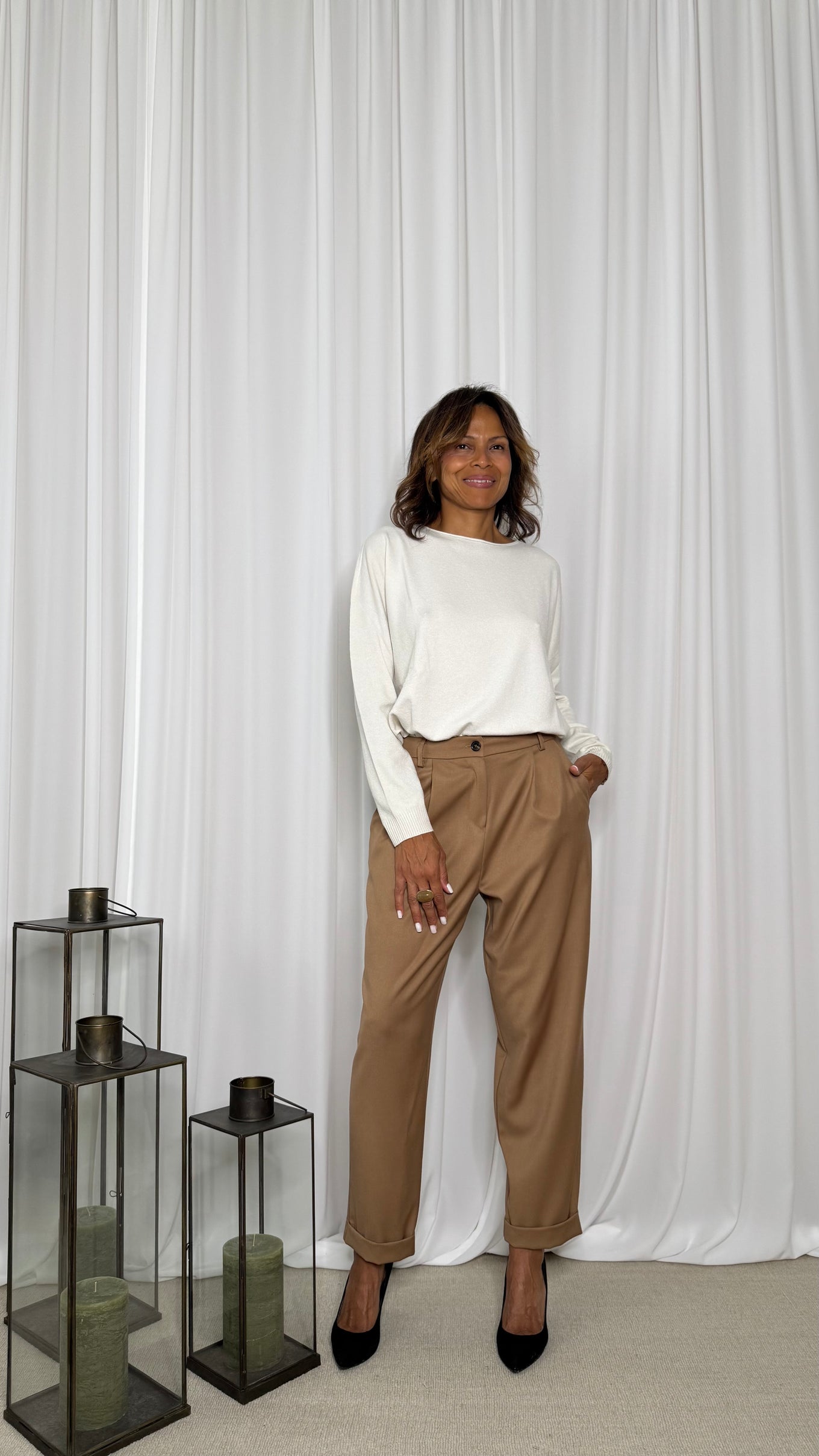PANTALONE CON PINCES