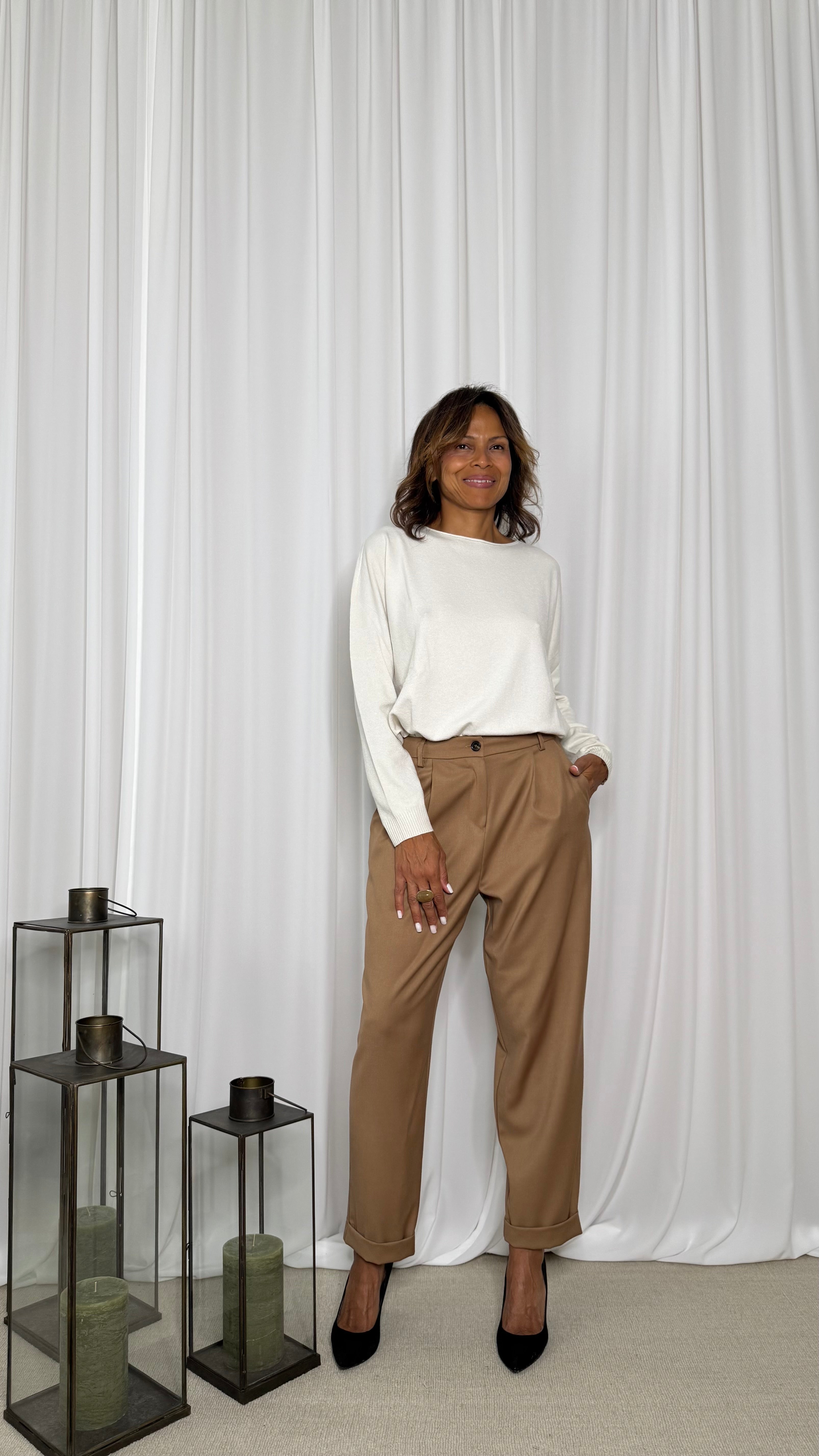 PANTALONE CON PINCES