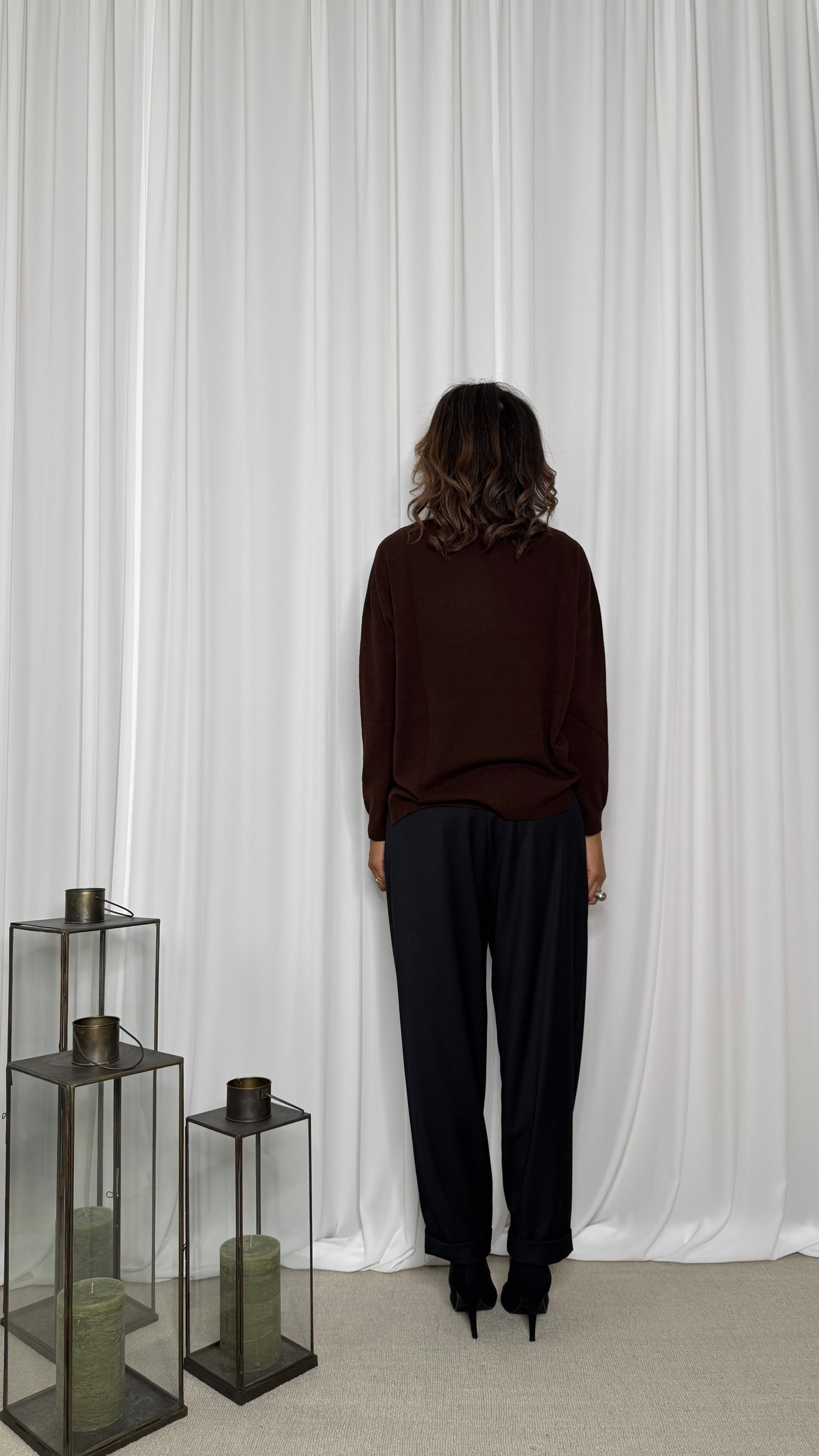 PANTALONE CON PINCES