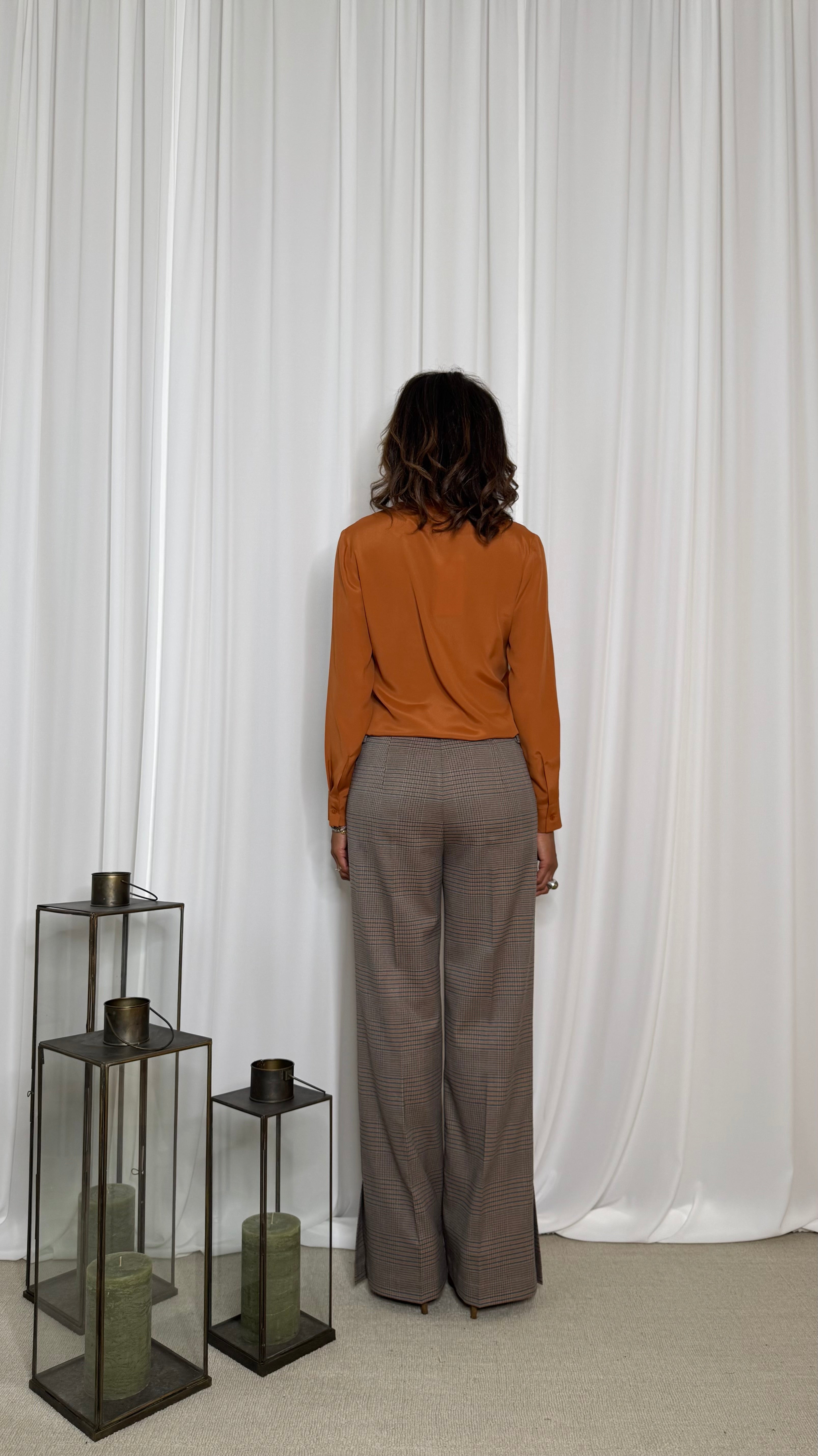 PANTALONE GAMBA DRITTA CON SPACCHI