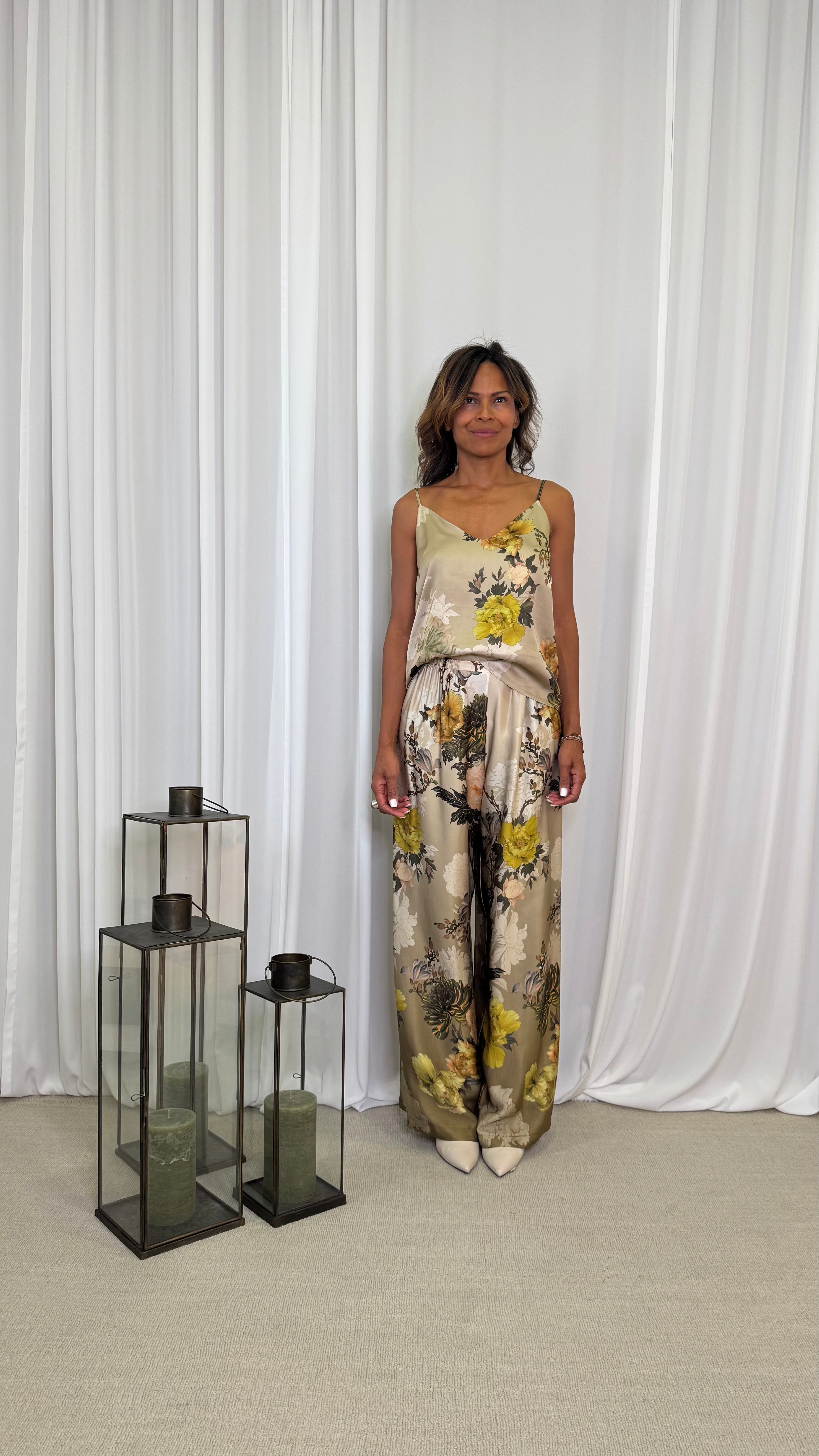 PANTALONE RASO FLOREALE