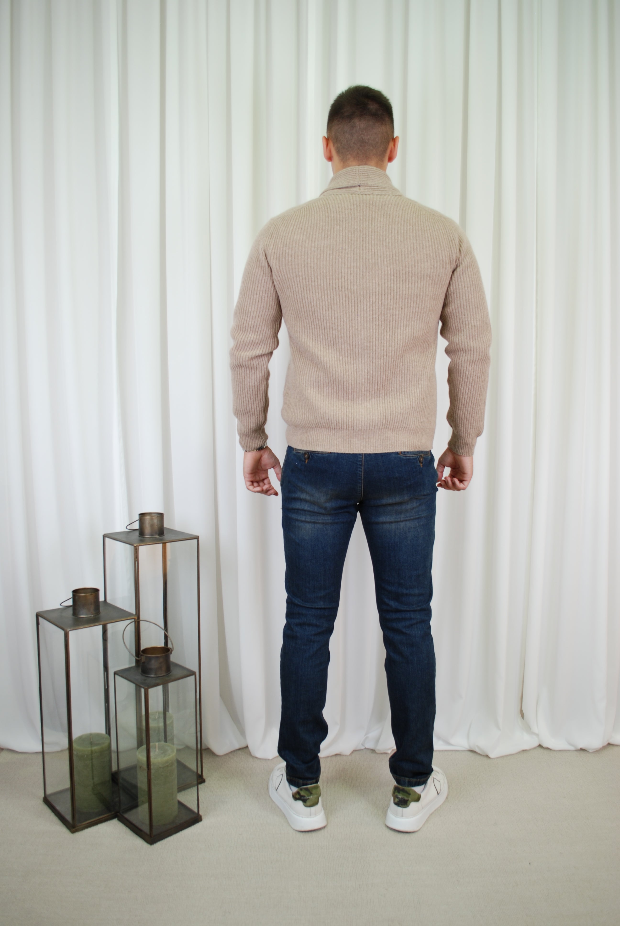 CARDIGAN CON COLLO A SCIALLE