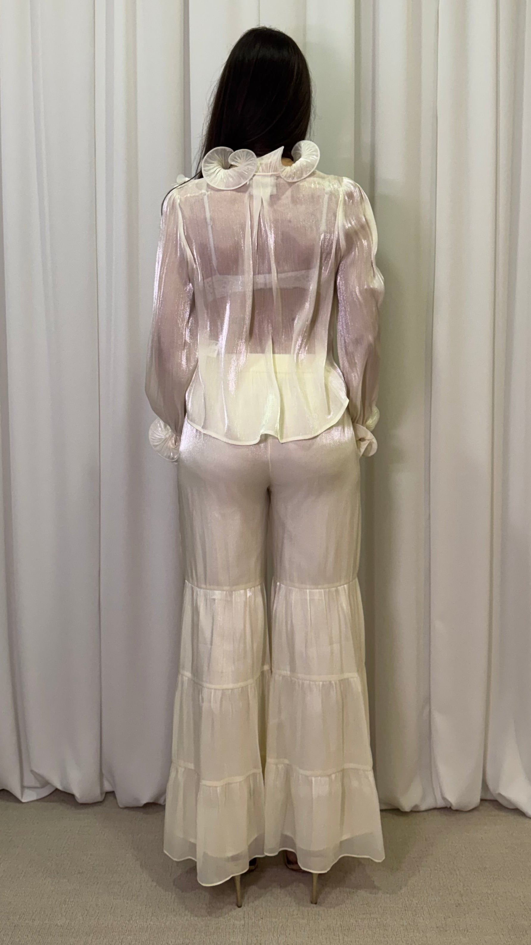 PANTALONE AMPIO CON BALZE