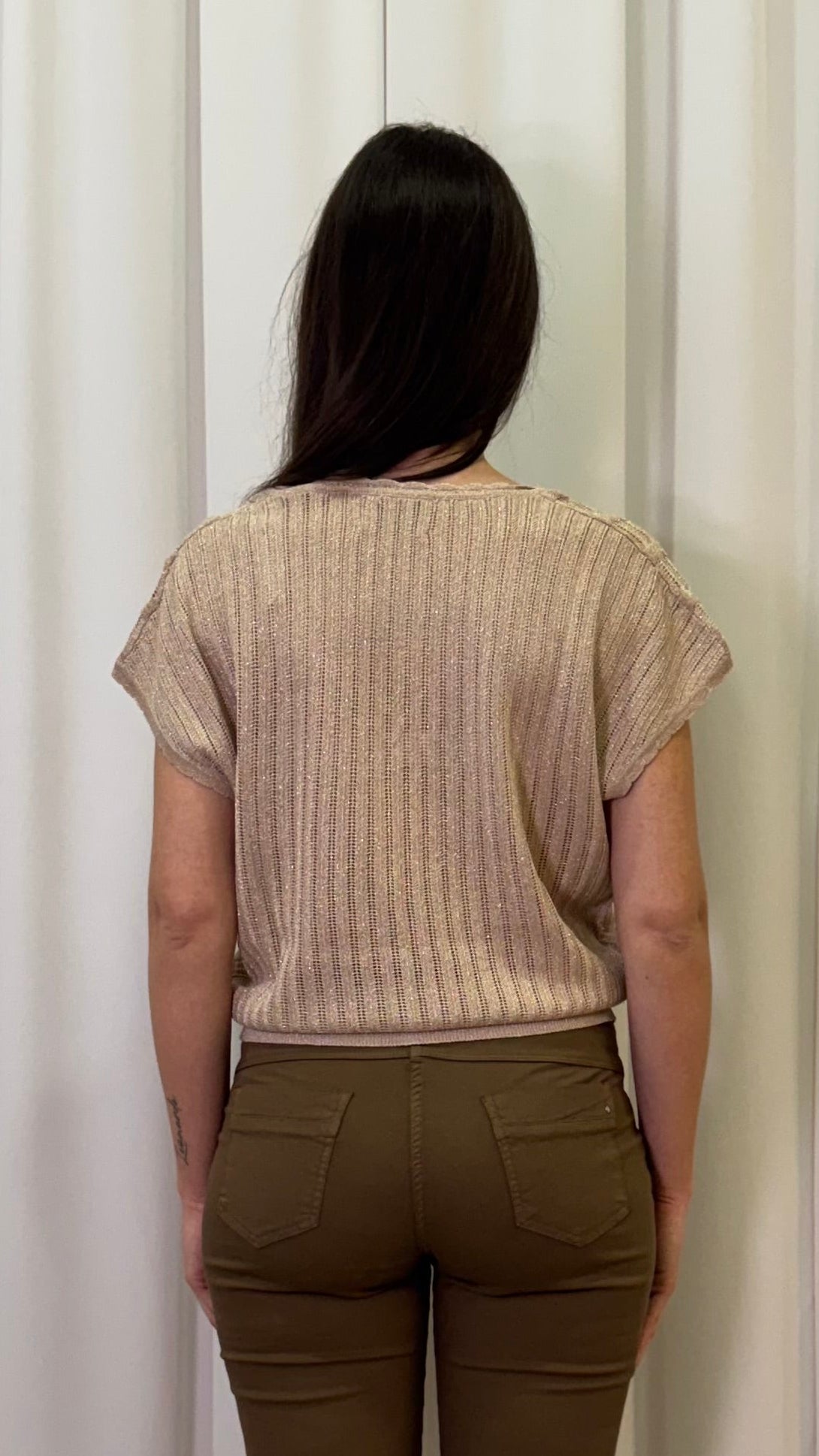 MAGLIA TRAFORATA SCOLLO A V