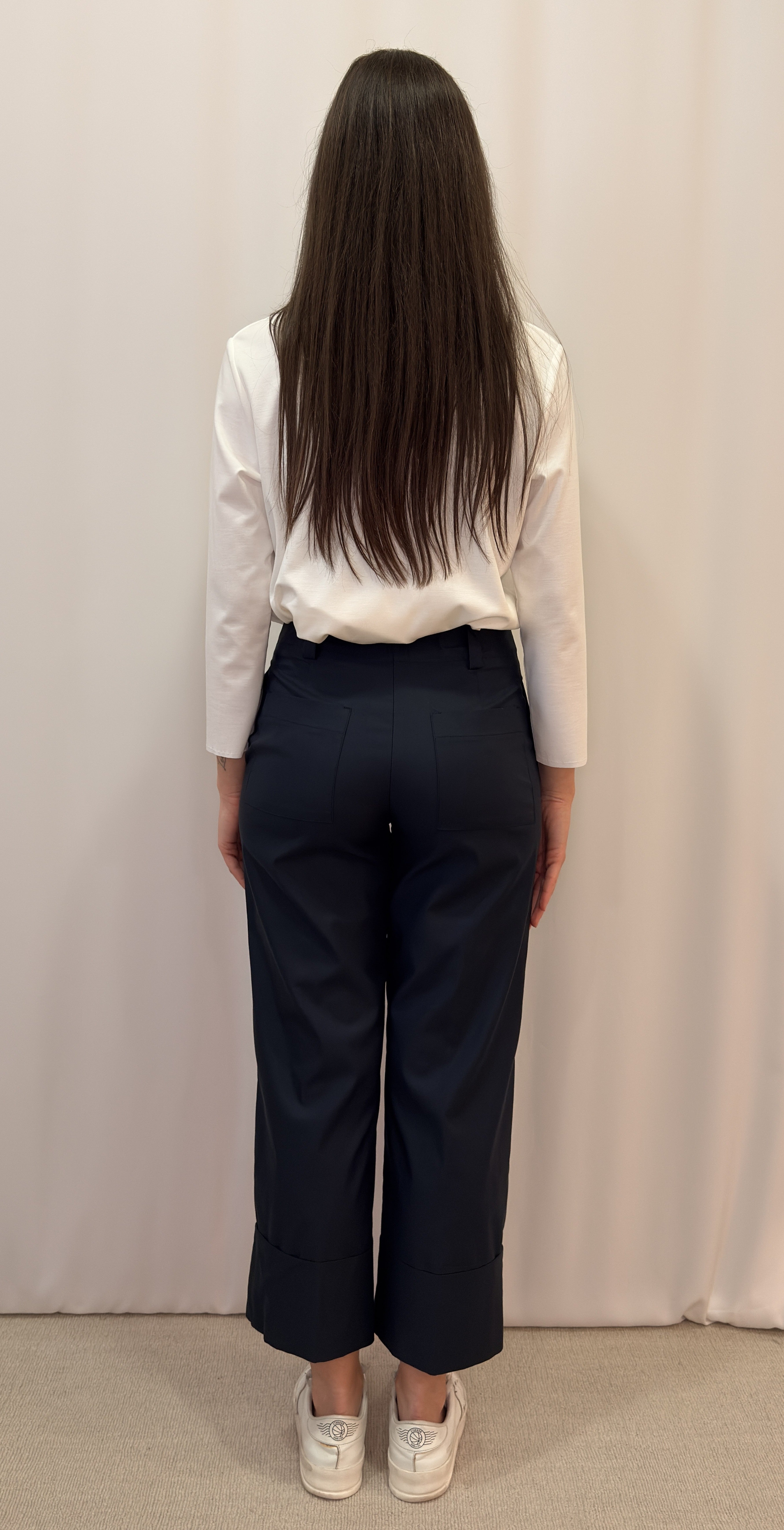 PANTALONE CON RISVOLTO
