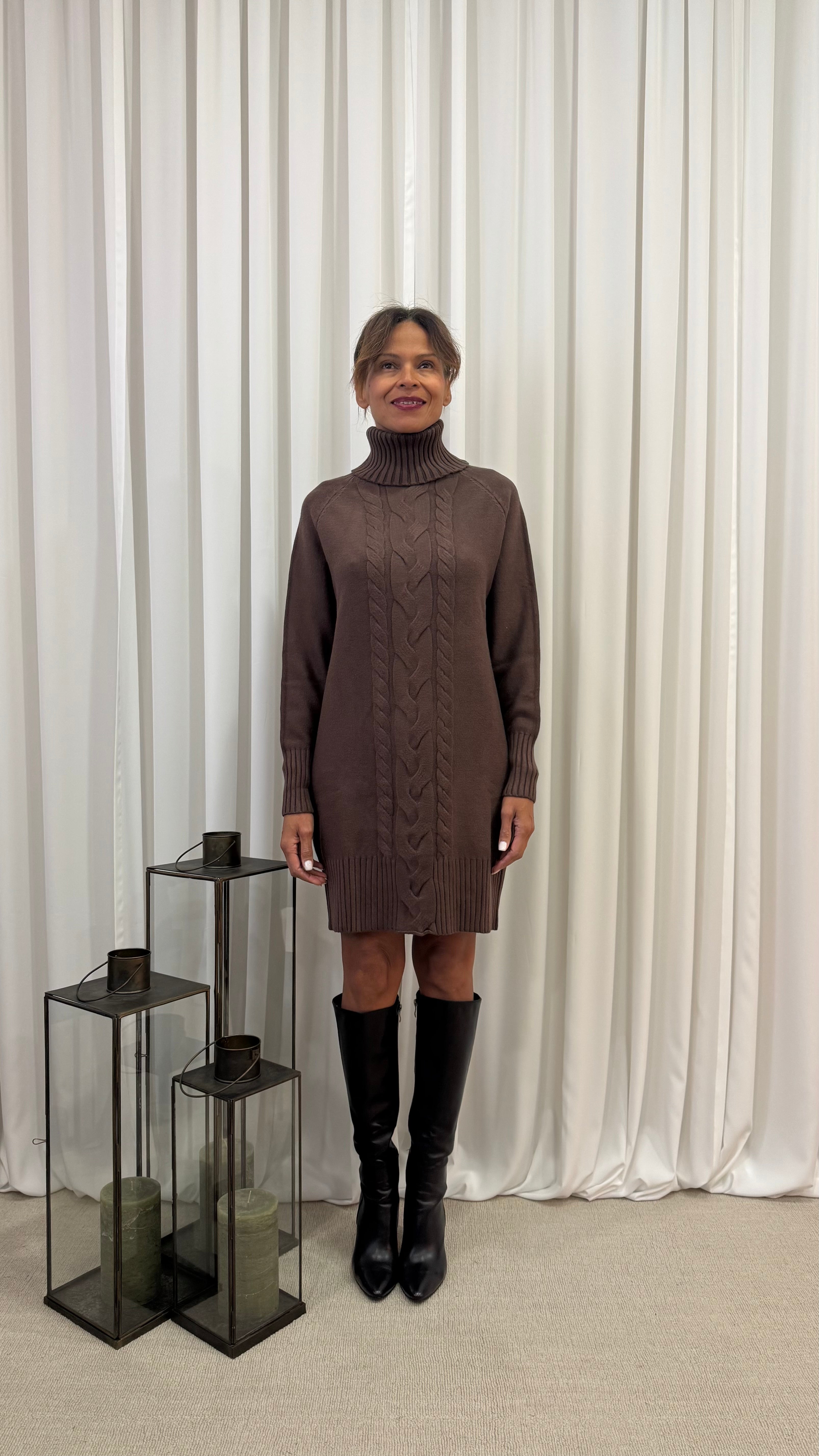 ABITO VISCOSA CON TRECCIA CENTRALE