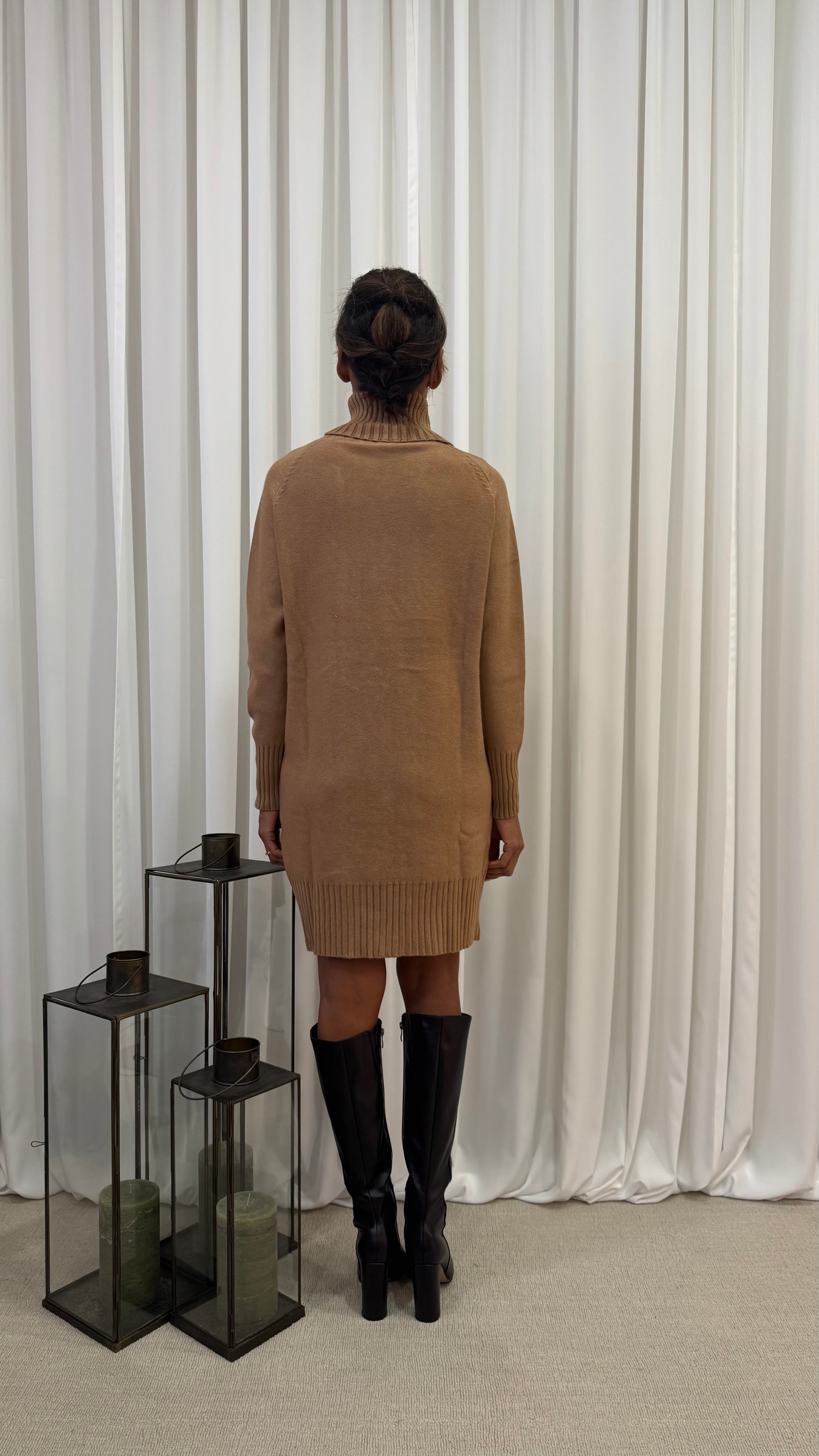 ABITO VISCOSA CON TRECCIA CENTRALE