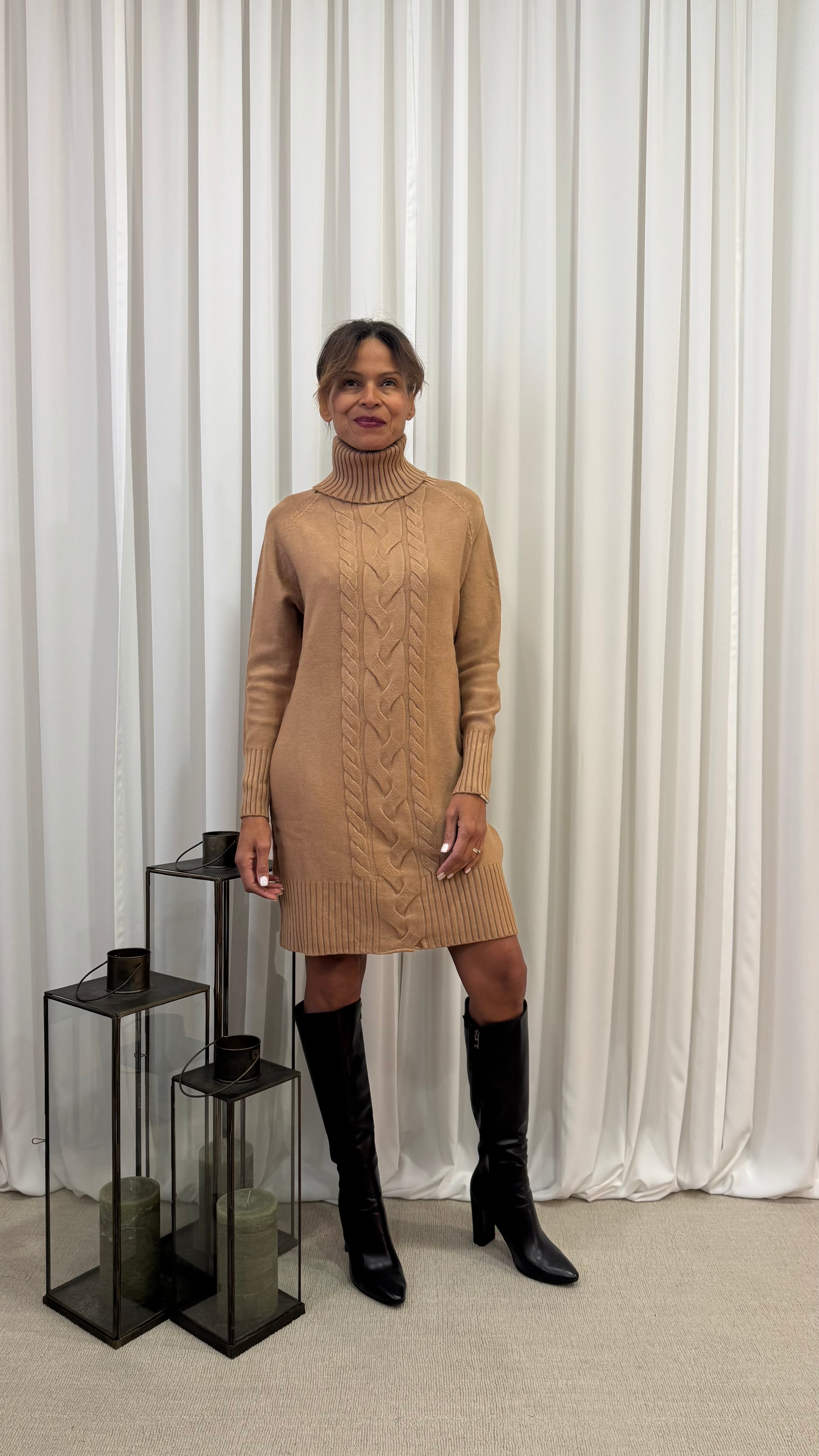 ABITO VISCOSA CON TRECCIA CENTRALE