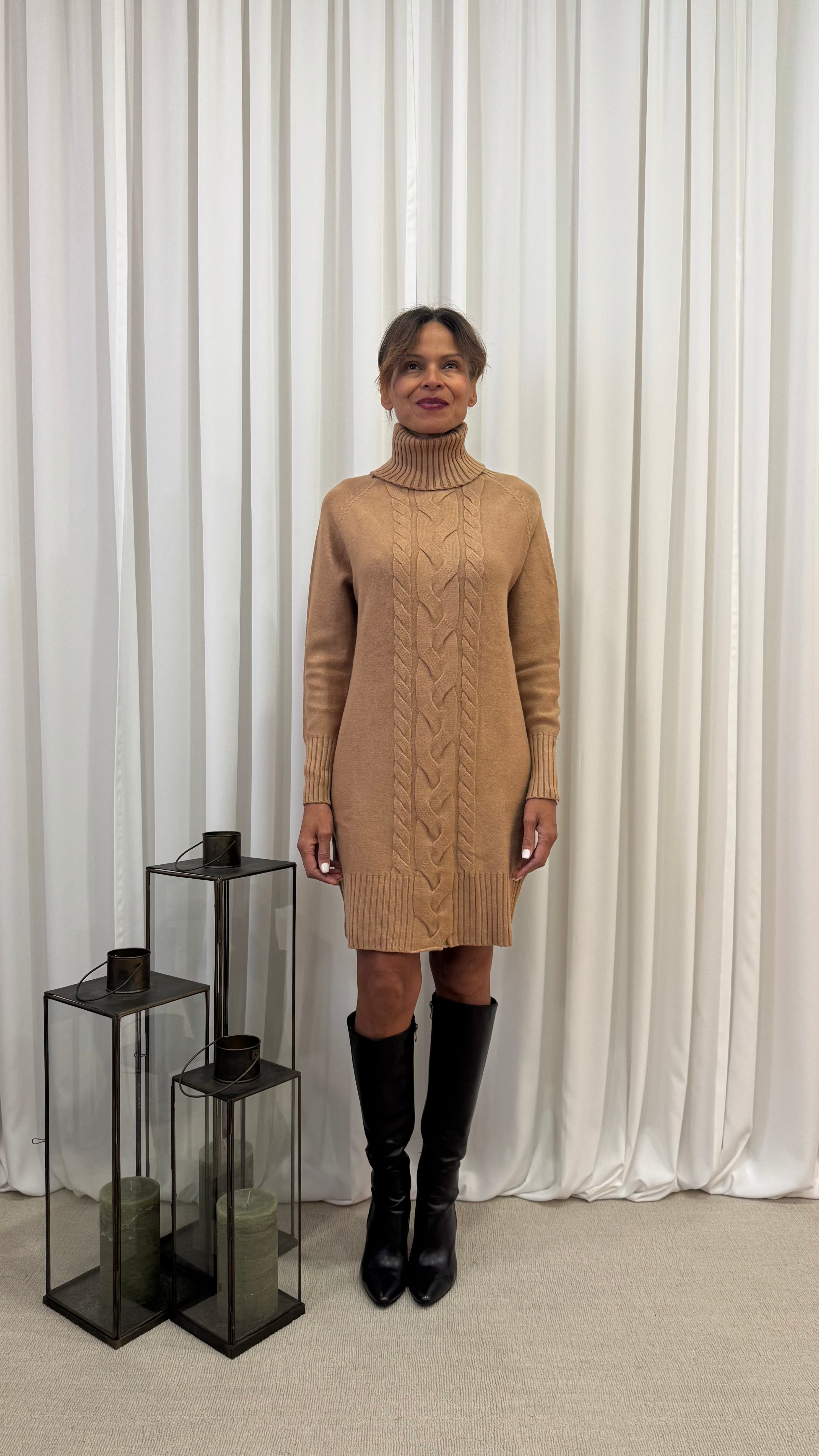 ABITO VISCOSA CON TRECCIA CENTRALE