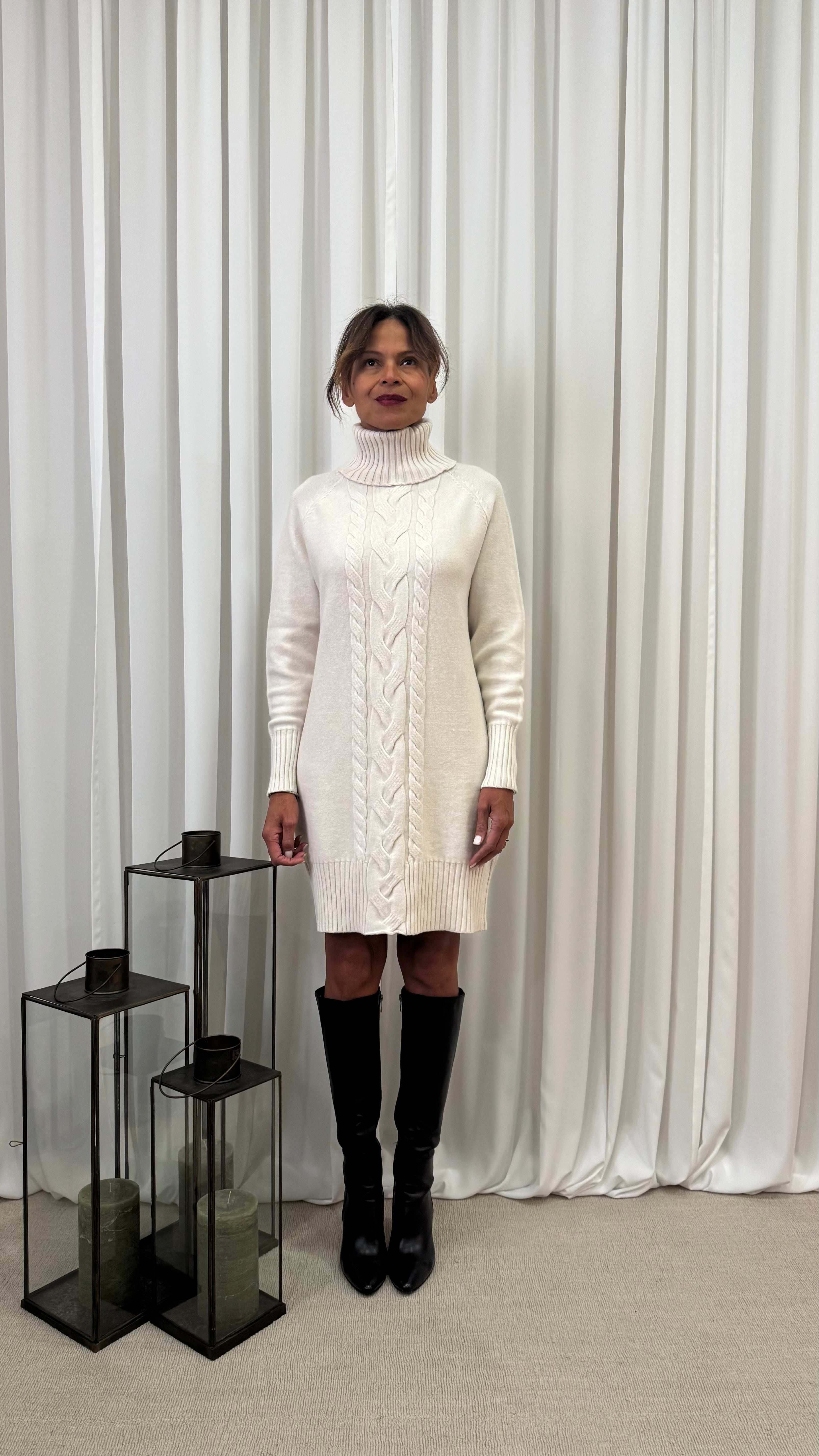 ABITO VISCOSA CON TRECCIA CENTRALE