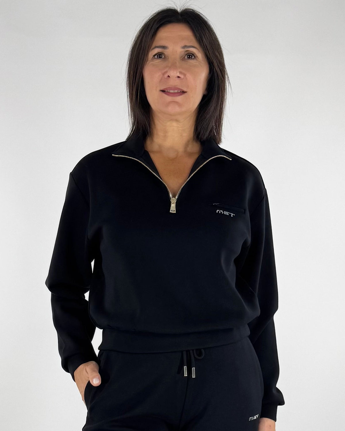 FELPA CON ZIP CORTA