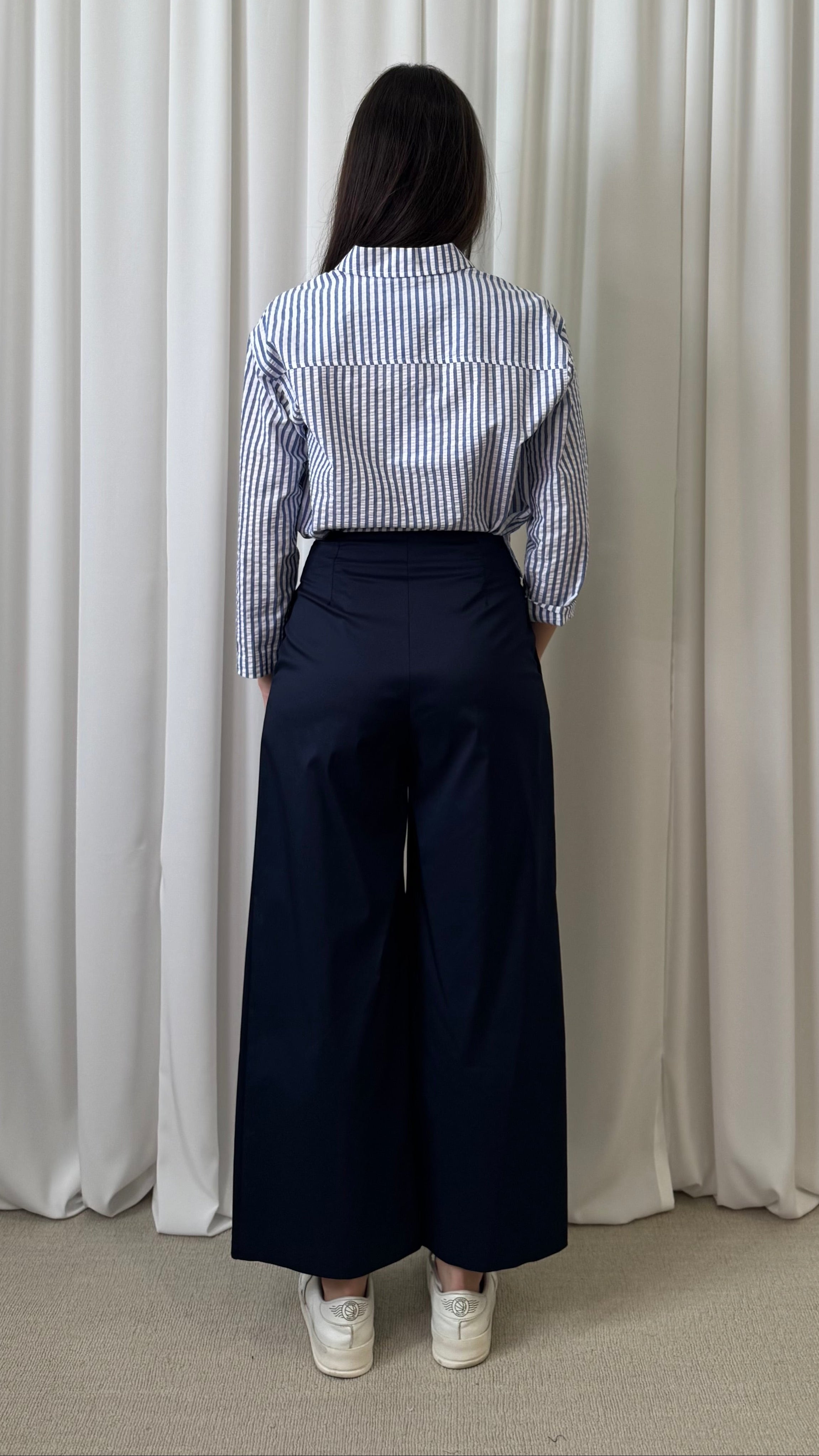 PANTALONE CON PINCES
