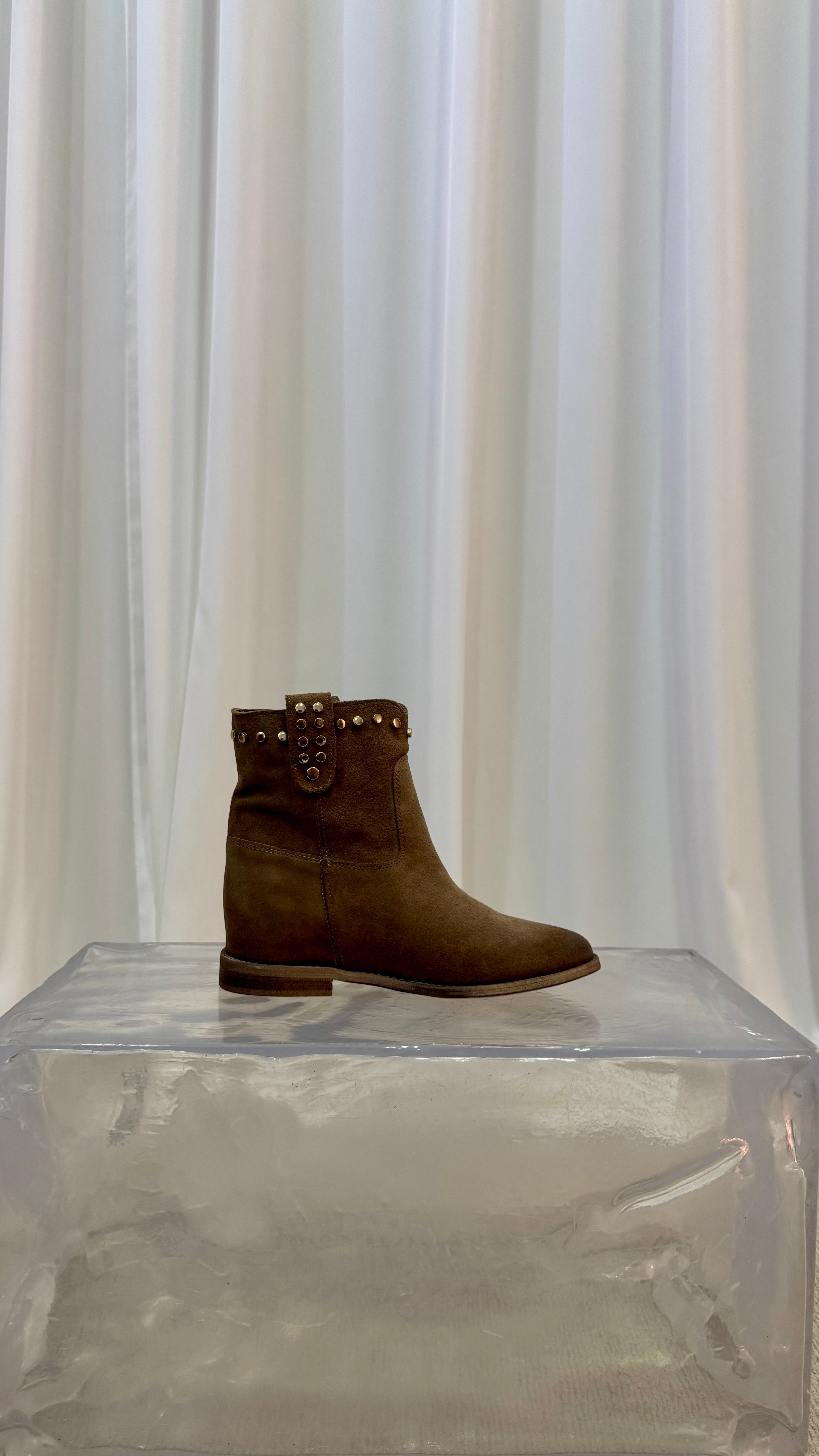 SUEDE ANKLE BOOT