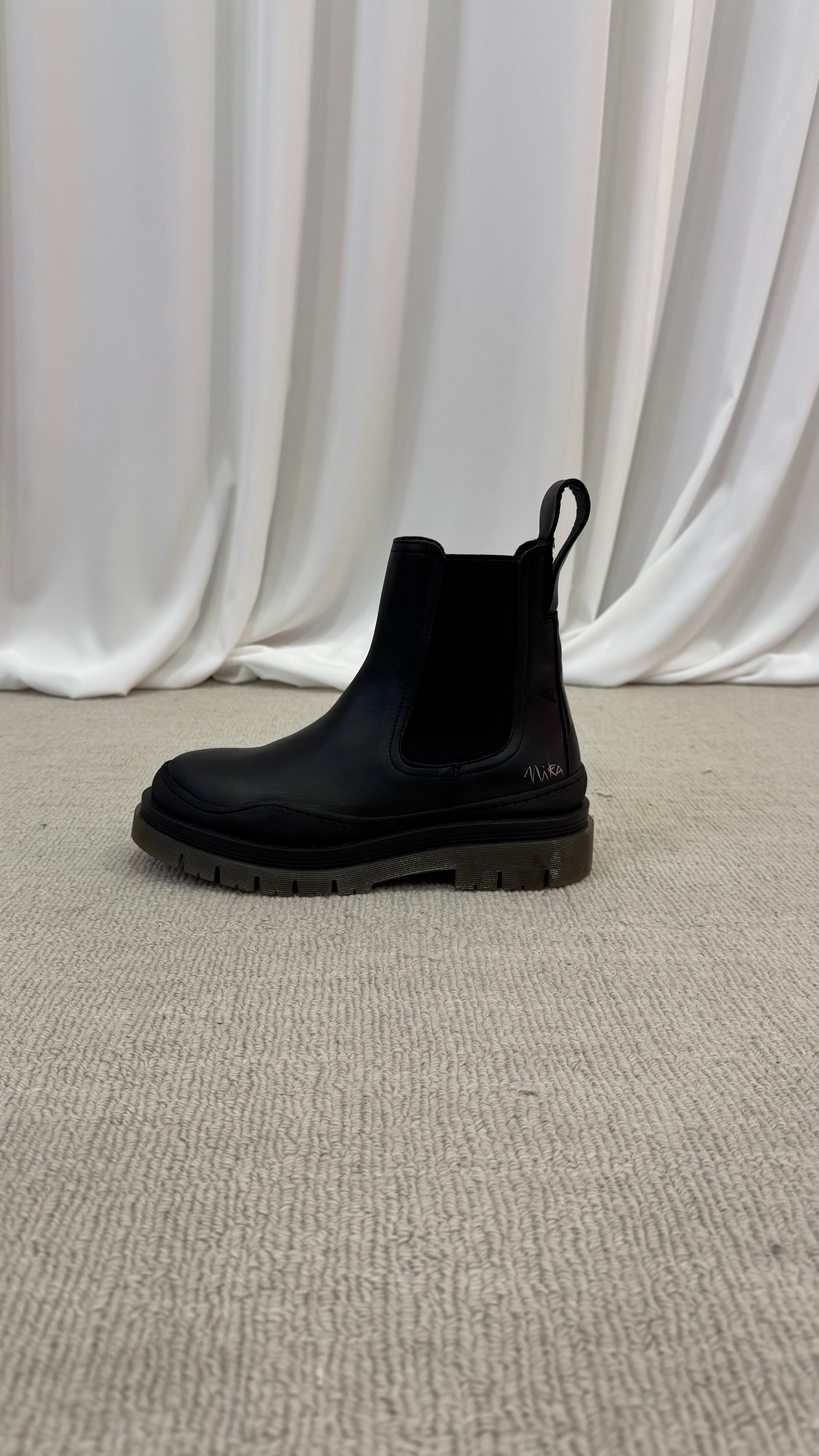STIVALETTO CHELSEA GLOSSY